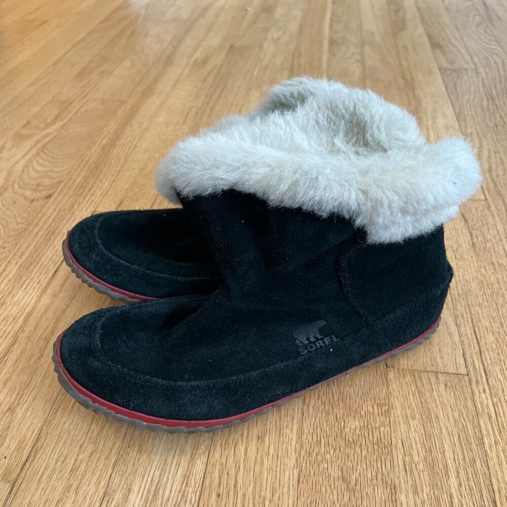Sorel Out and About Black Suede Fur Lined Waterproof Boots Women's Size 10